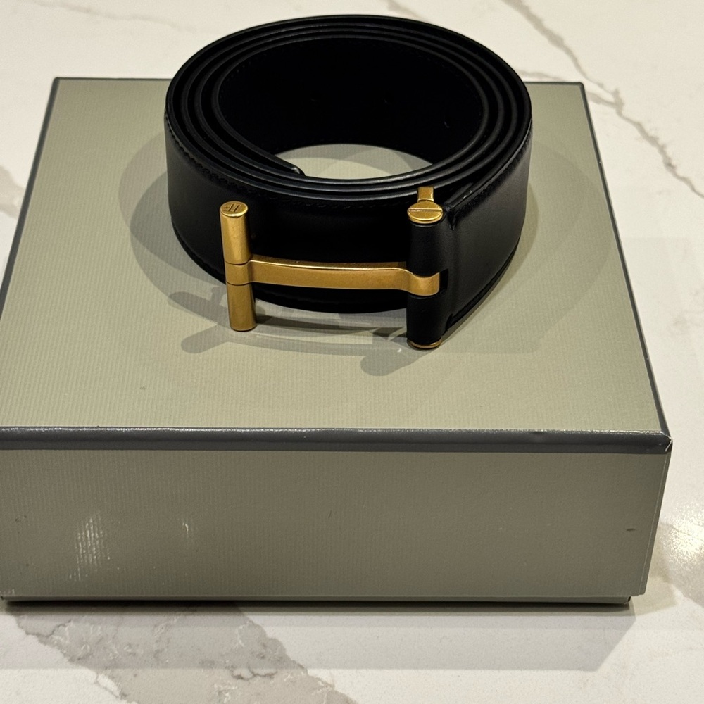 Tom Ford Black Leather Belt with Gold Buckle - Picture 5 of 6